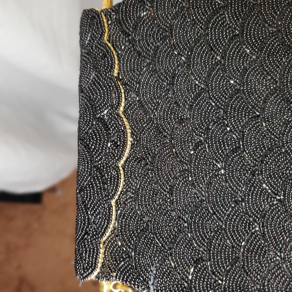 Vintage beaded purse gold trim - Picture 5 of 5